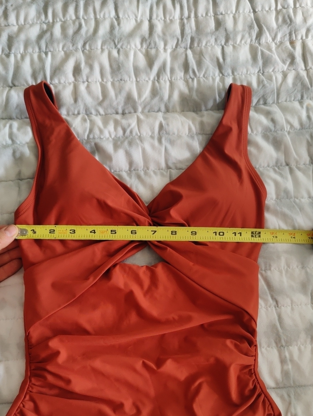 New!DKNY Y2K Women's Standard Twist Front Keyhole One Piece Swimsuit Rust Orange - Picture 7 of 9